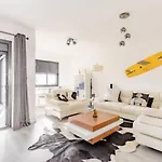 Βίλα Kitesurf Hq - 3 Bed Luxury Townhouse With Ocean Views
