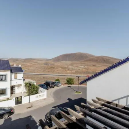 Kitesurf Hq - 3 Bed Luxury Townhouse With Ocean Views וילה